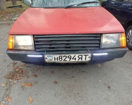 Красный ЗАЗ 1102 Таврия, объемом двигателя 1.2 л и пробегом 250 тыс. км за 370 $, фото 8 на Automoto.ua