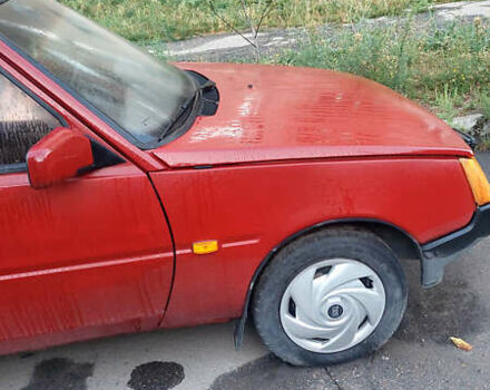 Красный ЗАЗ 1102 Таврия, объемом двигателя 1.09 л и пробегом 70 тыс. км за 1200 $, фото 1 на Automoto.ua