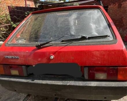Красный ЗАЗ 1102 Таврия, объемом двигателя 1.2 л и пробегом 200 тыс. км за 641 $, фото 6 на Automoto.ua