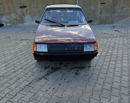 Красный ЗАЗ 1102 Таврия, объемом двигателя 1 л и пробегом 200 тыс. км за 476 $, фото 3 на Automoto.ua