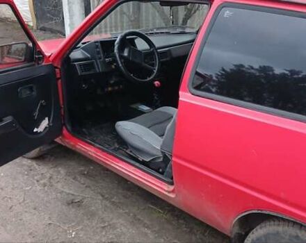 Красный ЗАЗ 1102 Таврия, объемом двигателя 1.1 л и пробегом 50 тыс. км за 700 $, фото 3 на Automoto.ua