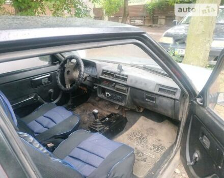 Красный ЗАЗ 1102 Таврия, объемом двигателя 1.2 л и пробегом 140 тыс. км за 554 $, фото 2 на Automoto.ua
