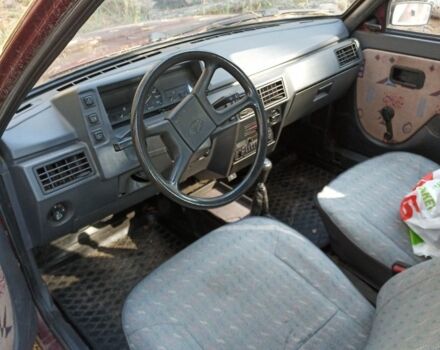 Красный ЗАЗ 1102 Таврия, объемом двигателя 1.1 л и пробегом 60 тыс. км за 850 $, фото 3 на Automoto.ua