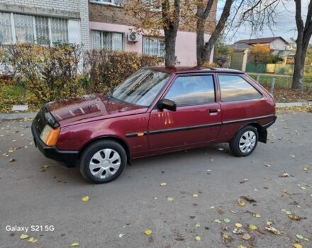 Красный ЗАЗ 1102 Таврия, объемом двигателя 1.1 л и пробегом 155 тыс. км за 1099 $, фото 1 на Automoto.ua