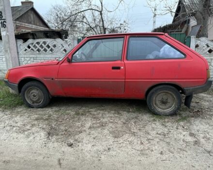 Красный ЗАЗ 1102 Таврия, объемом двигателя 10 л и пробегом 3 тыс. км за 429 $, фото 3 на Automoto.ua