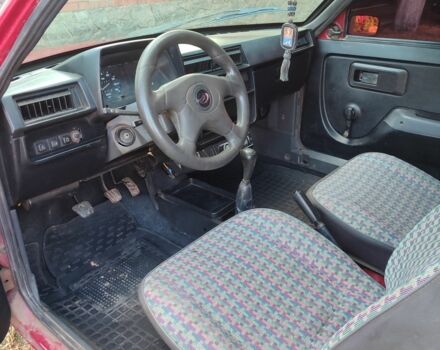 Красный ЗАЗ 1102 Таврия, объемом двигателя 1 л и пробегом 254 тыс. км за 572 $, фото 7 на Automoto.ua