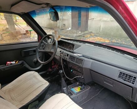 ЗАЗ 1102 Таврия 2002 в Днепре (Днепропетровске) на Automoto.ua Красный ЗАЗ 1102 Таврия, объемом двигателя 1.1 л и пробегом 70 тыс. км за 832 $, фото 7 на Automoto.ua