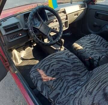 Красный ЗАЗ 1102 Таврия, объемом двигателя 1.2 л и пробегом 160 тыс. км за 1000 $, фото 5 на Automoto.ua