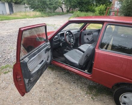 Красный ЗАЗ 1102 Таврия, объемом двигателя 1.2 л и пробегом 317 тыс. км за 850 $, фото 8 на Automoto.ua