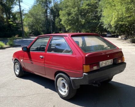 Красный ЗАЗ 1102 Таврия, объемом двигателя 1.2 л и пробегом 250 тыс. км за 750 $, фото 3 на Automoto.ua