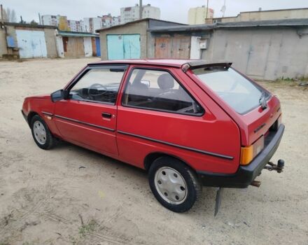 Красный ЗАЗ 1102 Таврия, объемом двигателя 1.1 л и пробегом 140 тыс. км за 958 $, фото 2 на Automoto.ua