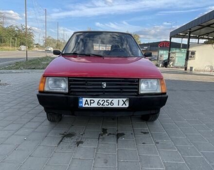 Красный ЗАЗ 1102 Таврия, объемом двигателя 1.1 л и пробегом 199 тыс. км за 550 $, фото 1 на Automoto.ua
