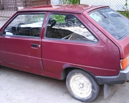 Красный ЗАЗ 1102 Таврия, объемом двигателя 1.1 л и пробегом 147 тыс. км за 898 $, фото 4 на Automoto.ua