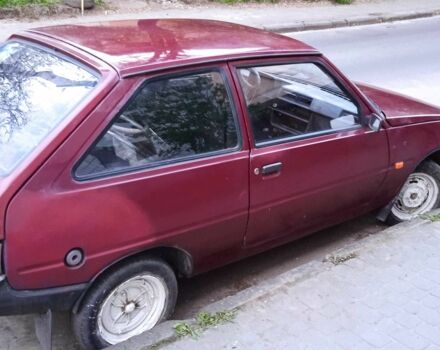 Красный ЗАЗ 1102 Таврия, объемом двигателя 1.1 л и пробегом 147 тыс. км за 898 $, фото 6 на Automoto.ua