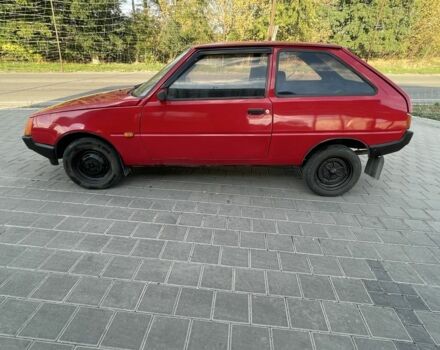 Красный ЗАЗ 1102 Таврия, объемом двигателя 1.1 л и пробегом 199 тыс. км за 550 $, фото 5 на Automoto.ua