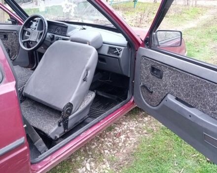 Красный ЗАЗ 1102 Таврия, объемом двигателя 1.2 л и пробегом 194 тыс. км за 950 $, фото 21 на Automoto.ua