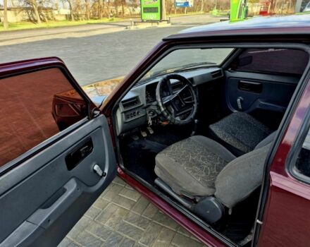 Красный ЗАЗ 1102 Таврия, объемом двигателя 1 л и пробегом 90 тыс. км за 650 $, фото 7 на Automoto.ua