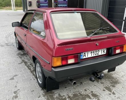 Красный ЗАЗ 1102 Таврия, объемом двигателя 1.1 л и пробегом 200 тыс. км за 1500 $, фото 4 на Automoto.ua