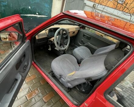 Красный ЗАЗ 1102 Таврия, объемом двигателя 1.1 л и пробегом 135 тыс. км за 700 $, фото 3 на Automoto.ua