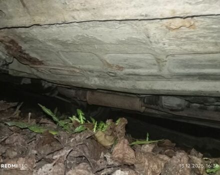 Красный ЗАЗ 1102 Таврия, объемом двигателя 1 л и пробегом 1000 тыс. км за 474 $, фото 5 на Automoto.ua