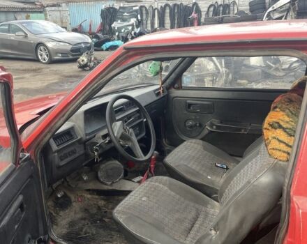 Красный ЗАЗ 1102 Таврия, объемом двигателя 1.2 л и пробегом 80 тыс. км за 321 $, фото 6 на Automoto.ua