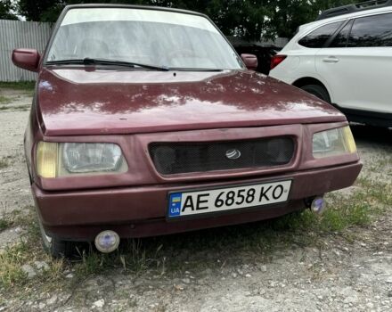 Красный ЗАЗ 1102 Таврия, объемом двигателя 1.1 л и пробегом 100 тыс. км за 375 $, фото 8 на Automoto.ua
