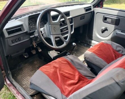 Красный ЗАЗ 1102 Таврия, объемом двигателя 1.1 л и пробегом 80 тыс. км за 690 $, фото 2 на Automoto.ua