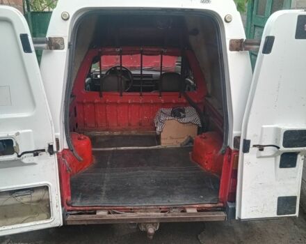 Красный ЗАЗ 1102 Таврия, объемом двигателя 1 л и пробегом 160 тыс. км за 335 $, фото 3 на Automoto.ua