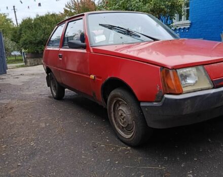 Красный ЗАЗ 1102 Таврия, объемом двигателя 1.1 л и пробегом 152 тыс. км за 550 $, фото 2 на Automoto.ua