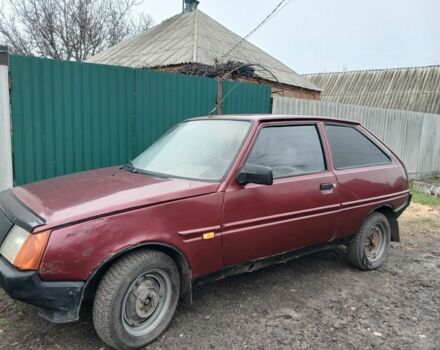 Червоний ЗАЗ 1102 Таврія, об'ємом двигуна 2 л та пробігом 300 тис. км за 828 $, фото 2 на Automoto.ua