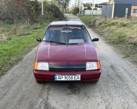 ЗАЗ 1102 Таврия 2004 в Боярка на Automoto.ua Красный ЗАЗ 1102 Таврия, объемом двигателя 1.2 л и пробегом 160 тыс. км за 800 $, фото 1 на Automoto.ua