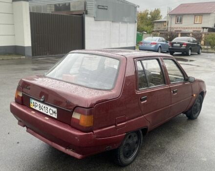 Красный ЗАЗ 1102 Таврия, объемом двигателя 1.2 л и пробегом 100 тыс. км за 761 $, фото 3 на Automoto.ua