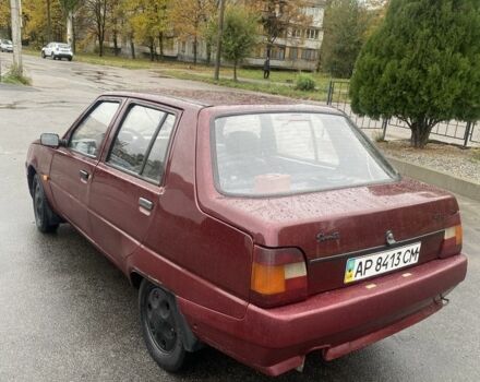 Красный ЗАЗ 1102 Таврия, объемом двигателя 1.2 л и пробегом 100 тыс. км за 761 $, фото 2 на Automoto.ua