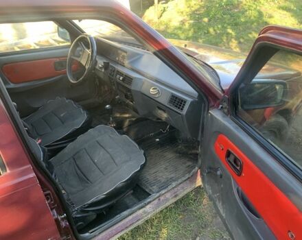 Червоний ЗАЗ 1102 Таврія, об'ємом двигуна 1.2 л та пробігом 250 тис. км за 355 $, фото 3 на Automoto.ua