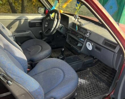 Красный ЗАЗ 1102 Таврия, объемом двигателя 1.2 л и пробегом 200 тыс. км за 476 $, фото 5 на Automoto.ua