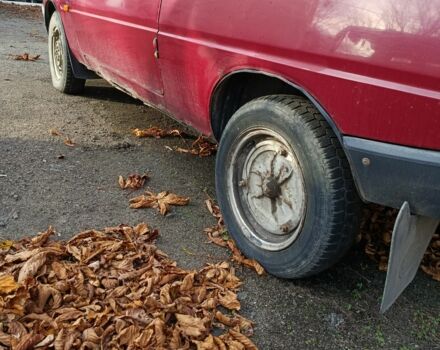 Красный ЗАЗ 1102 Таврия, объемом двигателя 0 л и пробегом 300 тыс. км за 580 $, фото 5 на Automoto.ua