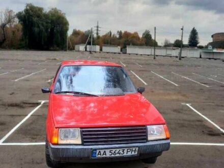 ЗАЗ 1102 Таврія 1992 у Києві на Automoto.ua Червоний ЗАЗ 1102 Таврія, об'ємом двигуна 1.1 л та пробігом 100 тис. км за 471 $, фото 1 на Automoto.ua