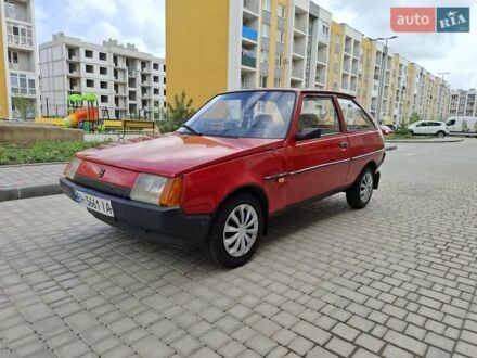 ЗАЗ 1102 Таврия 1993 в Одессе на Automoto.ua Красный ЗАЗ 1102 Таврия, объемом двигателя 1.1 л и пробегом 1 тыс. км за 750 $, фото 1 на Automoto.ua
