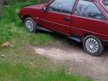 ЗАЗ 1102 Таврия 1993 в Николаеве на Automoto.ua Красный ЗАЗ 1102 Таврия, объемом двигателя 1.09 л и пробегом 60 тыс. км за 800 $, фото 1 на Automoto.ua