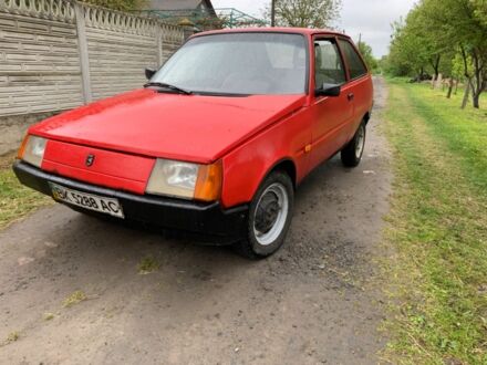 ЗАЗ 1102 Таврія 1993 у Рівному на Automoto.ua Червоний ЗАЗ 1102 Таврія, об'ємом двигуна 1.2 л та пробігом 2 тис. км за 499 $, фото 1 на Automoto.ua