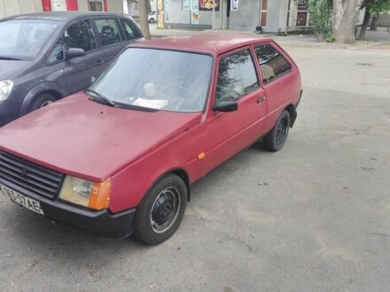 ЗАЗ 1102 Таврія 1993 у Запоріжжя на Automoto.ua Червоний ЗАЗ 1102 Таврія, об'ємом двигуна 1 л та пробігом 43 тис. км за 600 $, фото 1 на Automoto.ua