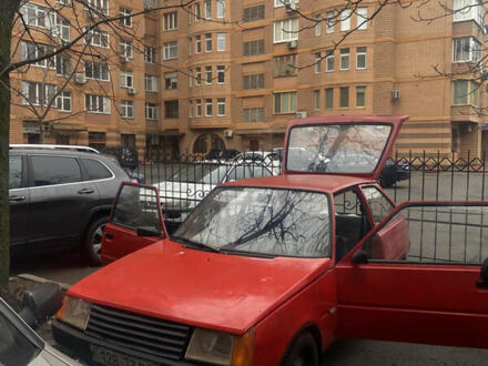 ЗАЗ 1102 Таврия 1994 в Киеве на Automoto.ua Красный ЗАЗ 1102 Таврия, объемом двигателя 1.3 л и пробегом 20 тыс. км за 264 $, фото 1 на Automoto.ua