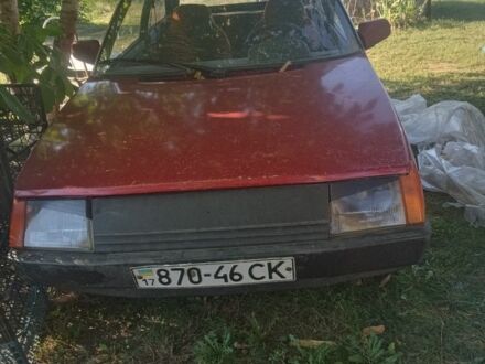 Красный ЗАЗ 1102 Таврия, объемом двигателя 1 л и пробегом 400 тыс. км за 437 $, фото 1 на Automoto.ua