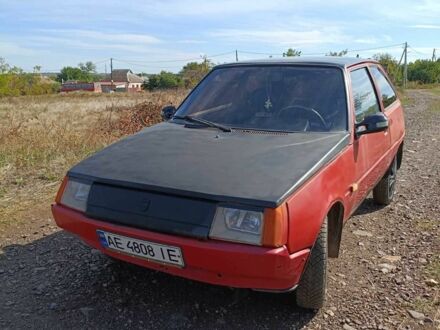 ЗАЗ 1102 Таврия 1994 в Кривом Роге на Automoto.ua Красный ЗАЗ 1102 Таврия, объемом двигателя 1.1 л и пробегом 100 тыс. км за 583 $, фото 1 на Automoto.ua