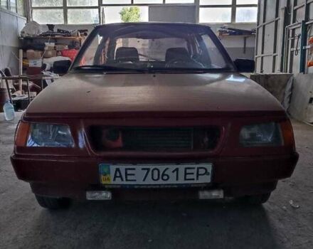 Красный ЗАЗ 1102 Таврия, объемом двигателя 1.1 л и пробегом 100 тыс. км за 900 $, фото 1 на Automoto.ua