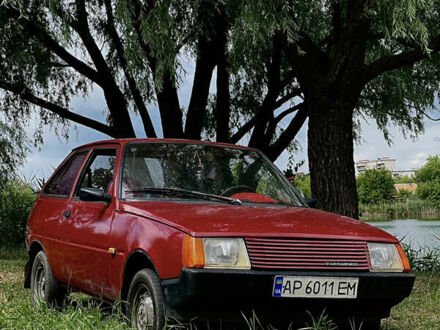 Красный ЗАЗ 1102 Таврия, объемом двигателя 1.2 л и пробегом 111 тыс. км за 885 $, фото 1 на Automoto.ua