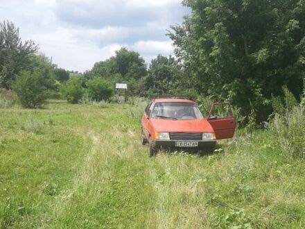 Красный ЗАЗ 1102 Таврия, объемом двигателя 0 л и пробегом 150 тыс. км за 474 $, фото 1 на Automoto.ua