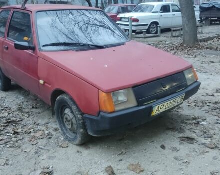 Красный ЗАЗ 1102 Таврия, объемом двигателя 1 л и пробегом 100 тыс. км за 284 $, фото 1 на Automoto.ua