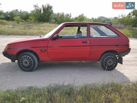 ЗАЗ 1102 Таврия 1995 в Николаеве на Automoto.ua Красный ЗАЗ 1102 Таврия, объемом двигателя 0 л и пробегом 170 тыс. км за 900 $, фото 1 на Automoto.ua