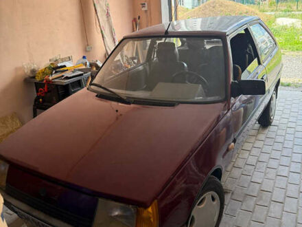 ЗАЗ 1102 Таврия 1997 в Харькове на Automoto.ua Красный ЗАЗ 1102 Таврия, объемом двигателя 1.09 л и пробегом 87 тыс. км за 950 $, фото 1 на Automoto.ua